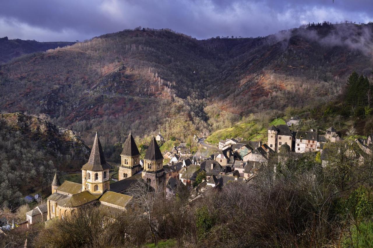 Gite De La Cascade Salles-la-Source Εξωτερικό φωτογραφία